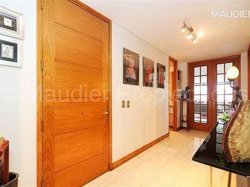 Departamento en Venta en El Golf
