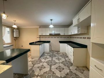 Vendo departamento central en Loja