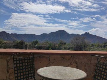 Vendo preciosa propiedad con vista panorámica a las montañas en Tepoztlán Morelo