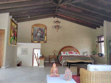 Vendo preciosa propiedad con vista panorámica a las montañas en Tepoztlán Morelo
