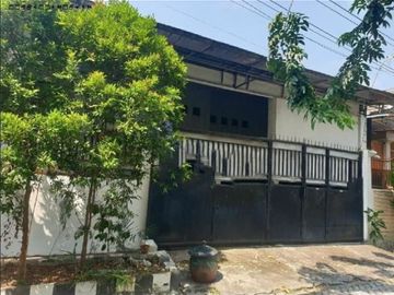 Rumah Sutorejo Timur STRATEGIS