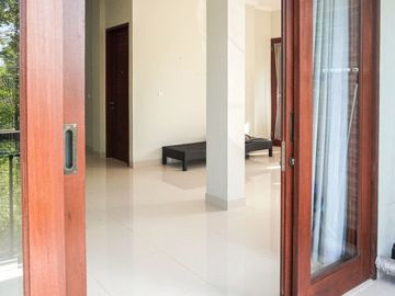 RUMAH BARU 3 LT DI JIMBARAN DEKAT PANTAI MELASTI