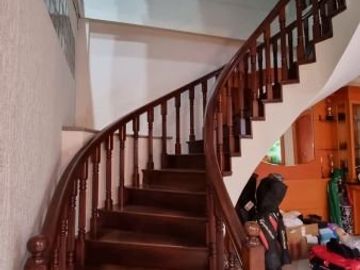 Villa di Komplek Taman Polonia 3