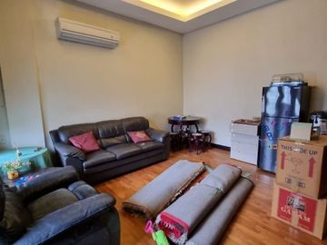 Villa di Komplek Taman Polonia 3