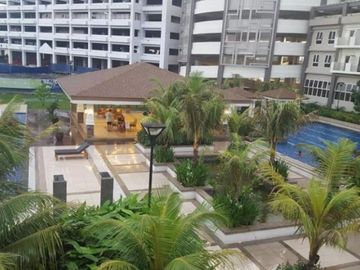 Ready for Occupancy 3 Bedroom Condo ZINNIA TOWERS in Quezon City