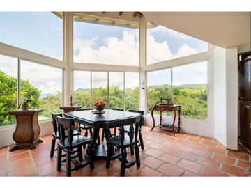 SE VENDE CASA CAMPESTRE EN LA CUMBRE REA 9.900 M2