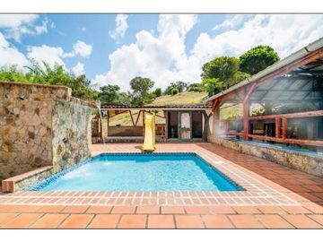 SE VENDE CASA CAMPESTRE EN LA CUMBRE REA 9.900 M2