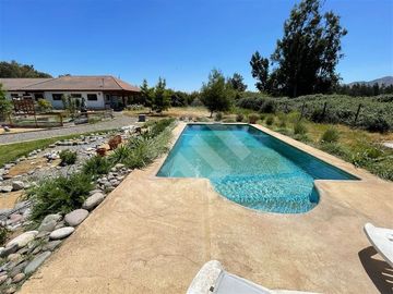 SE VENDE PARCELA CON PISCINA RECP.FINAL 4D 3B TALAGANTE