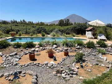 SE VENDE PARCELA CON PISCINA RECP.FINAL 4D 3B TALAGANTE