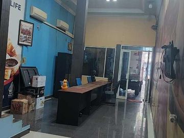 Gudang & Kantor 3 Lantai Siap Pakai di Jagakarsa, Lokasi Strategis Dekat Tol & Mall