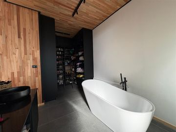 Casa en venta de 4 dorm. en Punta Arenas