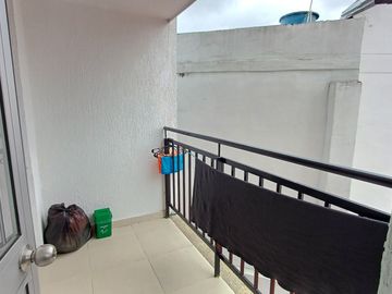 apartamento en venta en barrio los alamos. Cod V408415