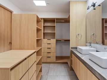Residencia de Autor en Cumbres del Lago, 5 Recamaras, 5 Baños, Jardín, Lujo