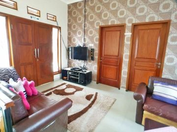 Rumah Villa Luas 256 daerah Kusuma Estate kota Batu Malang