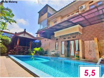 Rumah Villa Luas 256 daerah Kusuma Estate kota Batu Malang