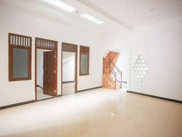 Jual Rumah Dekat UNIMUS, RSUD Wongsonegoro Semarang