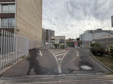 MARAVILLOSO DPTO EN LA CISTERNA UBICADO EN EXCELENTE SECTOR.