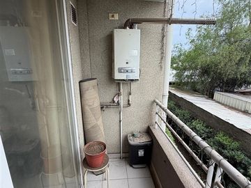 MARAVILLOSO DPTO EN LA CISTERNA UBICADO EN EXCELENTE SECTOR.
