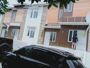 TOWNHOUSE HOUSE IN CITY SETTLEMENT CHEAP PRICE 2LT