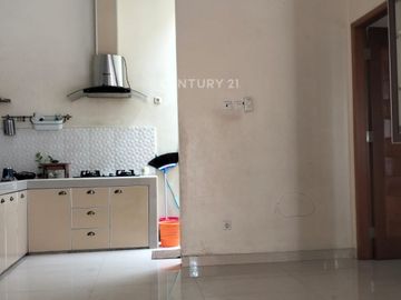 Rumah Hook Siap Huni Di Harapan Indah Dekat Fasilitas Lengkap