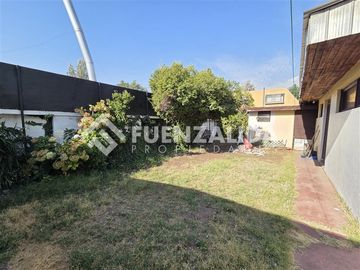 Casa en venta de 4 dorm en 336m2 de terreno en Ñuñoa