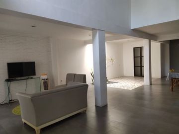 DIJUAL RUMAH 2 LT, HDP UTARA, FURNISHED DLM PERUMAHAN ANDARA VILLAGE