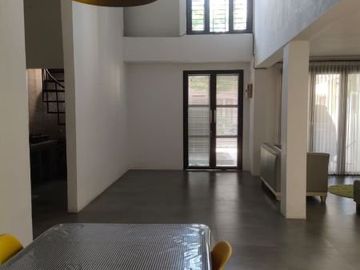 DIJUAL RUMAH 2 LT, HDP UTARA, FURNISHED DLM PERUMAHAN ANDARA VILLAGE