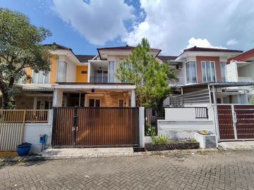 Rumah 2 Lantai Luas 151 di Borobudur Sukarno Hatta Malang