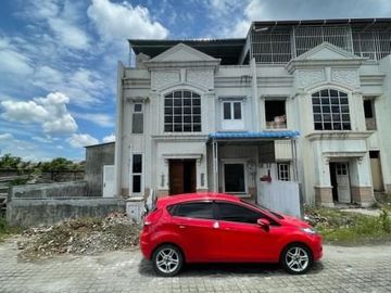 Rumah Komplek Green Mediterania Jalan Sunggal Medan