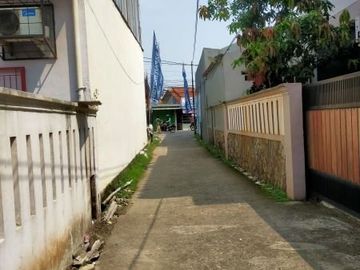Rumah second 1,5 lt strategis di Tanah Baru Depok