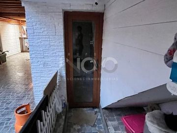 Casa en Venta en METRO GRECIA / AV AMERICO VESPUCIO / EL LAGO