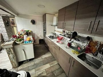 Casa en Venta en METRO GRECIA / AV AMERICO VESPUCIO / EL LAGO