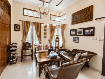Dijual Rumah Hoek 2 Lantai Cocok Untuk Usaha Di Jaksel Am 18636