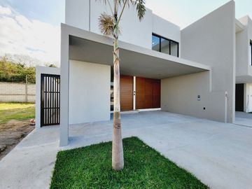 Casa en VENTA en LOMAS DEL DORADO