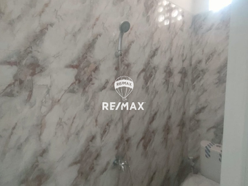 DIJUAL!! RUMAH EXCLUSIVE MODERN STYILSH SIAP HUNI, SINGOTRUNAN - BANYUWANGI