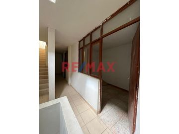 ✨ Moderna Y Amplia Casa En Venta 🏠 – Carlos Leigh, Sullana – ¡Lista Para Mudarte! 🎉