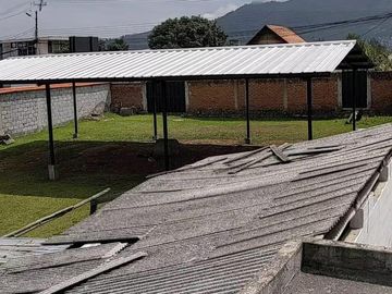 Venta amplio terreno con 2 casas, excelente ubicación, San Rafael, Los Chillos