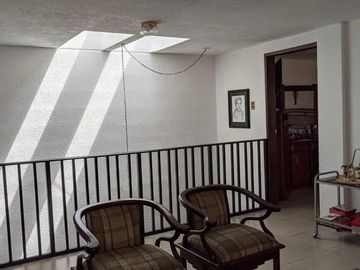 Venta amplio terreno con 2 casas, excelente ubicación, San Rafael, Los Chillos