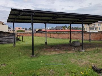 Venta amplio terreno con 2 casas, excelente ubicación, San Rafael, Los Chillos