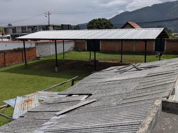 Venta amplio terreno con 2 casas, excelente ubicación, San Rafael, Los Chillos