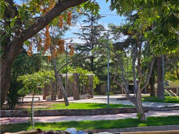 CASA · VENTA · GODOY CRUZ · BENEGAS · 2 DORMITORIOS · PATIO
