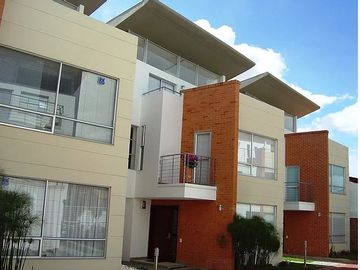 casa en venta en chia,  el cairo. Cod V4423