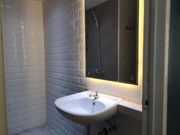 MURAH!! Apartemen Metropolis Full Furnish Tinggal Bawa Koper
