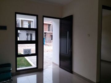 Rumah Baru Rp 1.0 Milyar, 2 Lnt, di Pasar Rebo, JakTim. LT 8