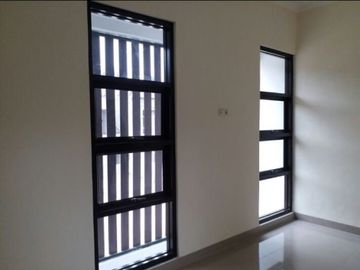 Rumah Baru Rp 1.0 Milyar, 2 Lnt, di Pasar Rebo, JakTim. LT 8