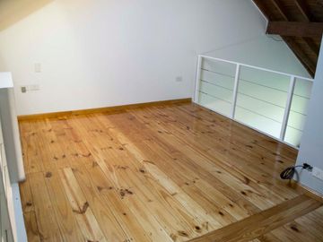 Departamento de 2 ambientes con cochera en venta en San Isidro