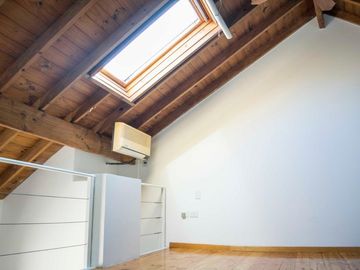 Departamento de 2 ambientes con cochera en venta en San Isidro