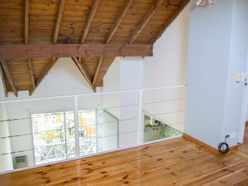 Departamento de 2 ambientes con cochera en venta en San Isidro