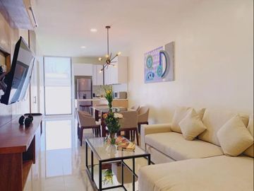 Penthouse a 500 metros del mar, alberca con vista al mar, gimnasio, lobby