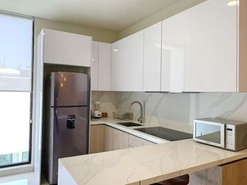 Penthouse a 500 metros del mar, alberca con vista al mar, gimnasio, lobby